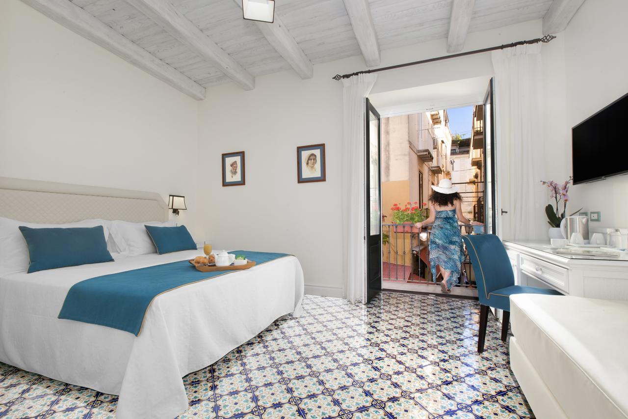Palazzo Delle Grazie Bed & Breakfast Sorrento Exterior photo