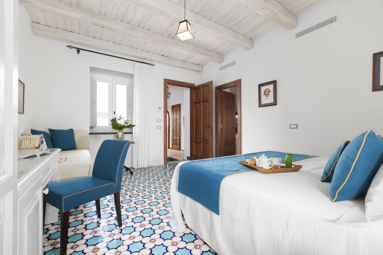 Palazzo Delle Grazie Bed & Breakfast Sorrento Exterior photo