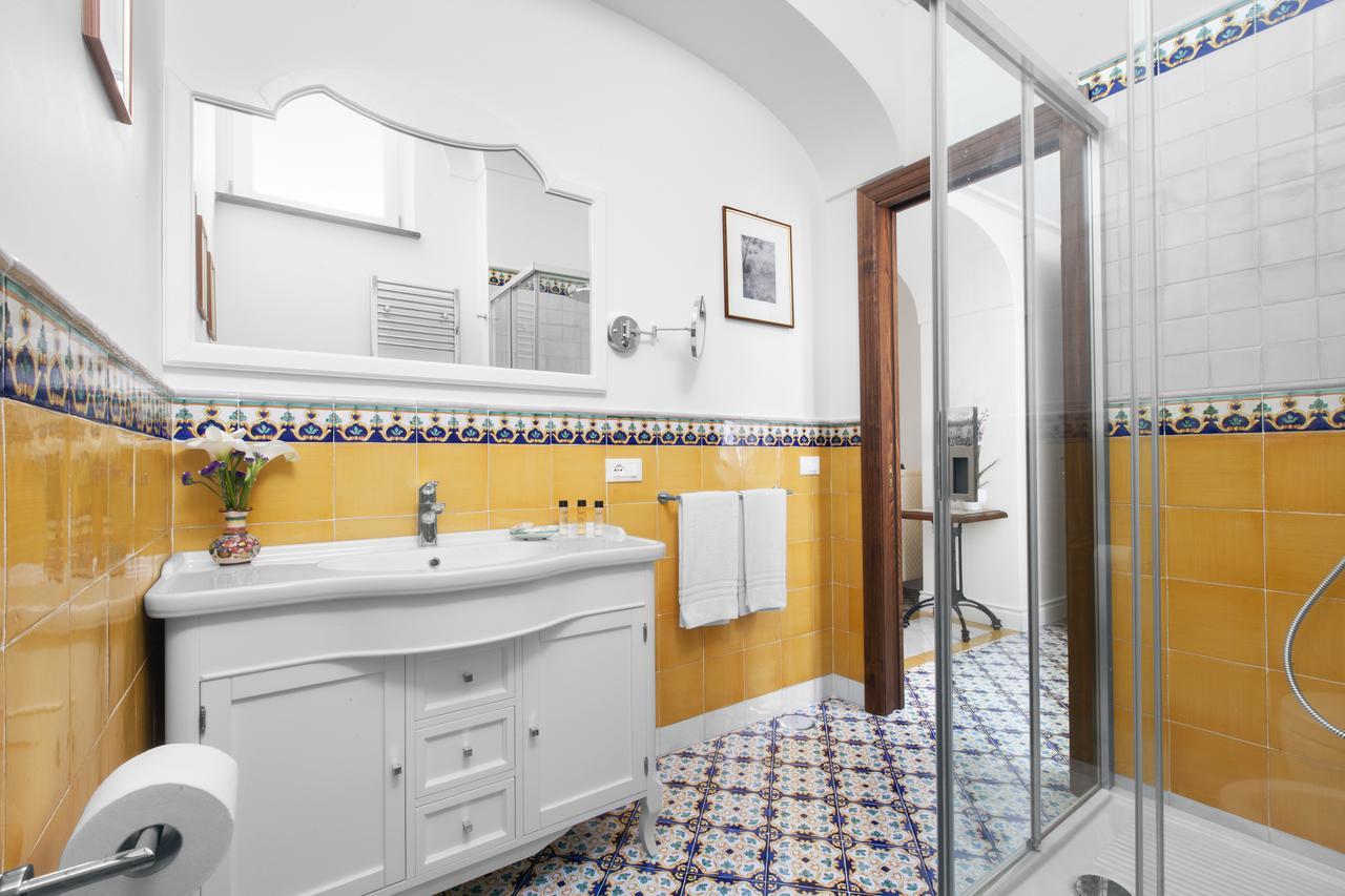 Palazzo Delle Grazie Bed & Breakfast Sorrento Exterior photo