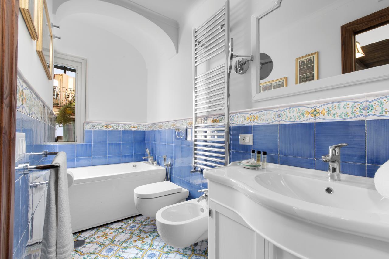 Palazzo Delle Grazie Bed & Breakfast Sorrento Exterior photo